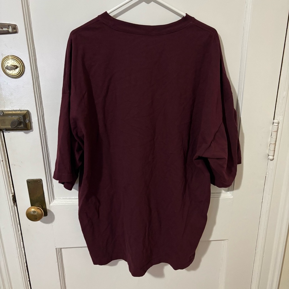 Nike Men's Premium Essentials Oversized Tee - Picture 4 of 4
